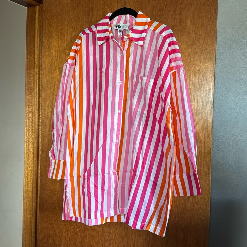 New women’s Beach Riot cover up/shirt size L/XL